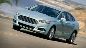 2013-ford-fusion-hybrid_4