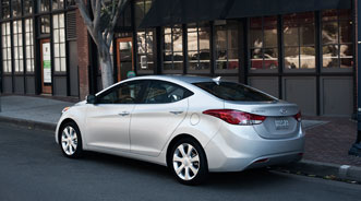 Hyundai-Elantra_09-web