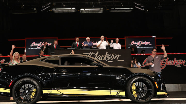 Auction of 2020 Hertz-Hendrick Motorsports Camaro ZL1 generates $250K ...