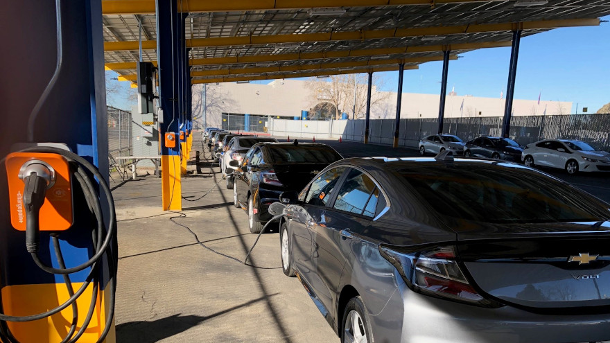 Solar Carport at ManheimSanFranciscoBay